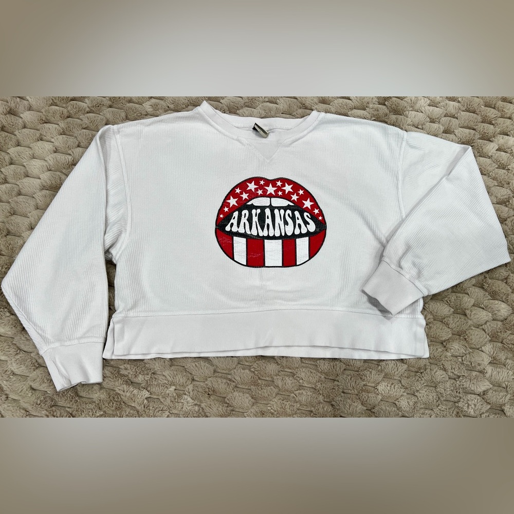 Arkansas Graphic Sweatshirt | Cropped Ribbed Pullover | Game Day | Chic Casual
